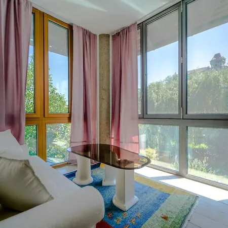 100 M2 Familien 4-zimmer Mit Terrasse Und Burgblick Und Gratis Parken