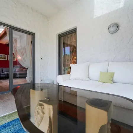 بيت للعطل 100 M2 Familien 4-zimmer Mit Terrasse Und Burgblick Und Gratis Parken Maria Enzersdorf