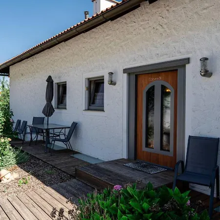 100 M2 Familien 4-zimmer Mit Terrasse Und Burgblick Und Gratis Parken Ferienhaus